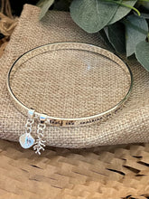 Load image into Gallery viewer, Lisa Angel Meaningful Words Bangle ‘Beach Lover’