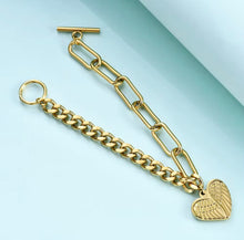 Load image into Gallery viewer, Love Angel Wings Bracelet