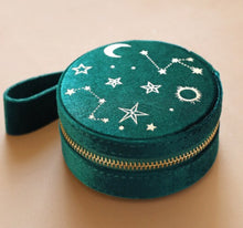 Load image into Gallery viewer, Starry Night Velvet Mini Round Jewellery Case