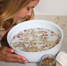 Load image into Gallery viewer, Botanical Facial Steam Blend - Natural 25g