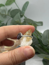 Load image into Gallery viewer, Sterling Silver and Abalone Large Square Ring

