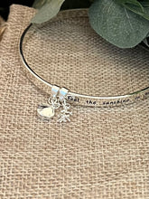 Load image into Gallery viewer, Lisa Angel Meaningful Words Bangle ‘Beach Lover’
