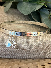 Load image into Gallery viewer, Lisa Angel Meaningful Words Bangle ‘Beach Lover’
