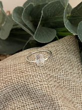 Load image into Gallery viewer, Sterling Silver Hamsa Ring
