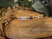 Load image into Gallery viewer, Lisa Angel Meaningful Words Bangle ‘Sisters’ Rose Gold
