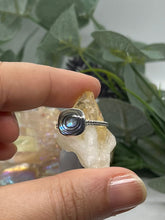 Load image into Gallery viewer, Sterling Silver and Abalone Large Square Ring
