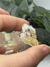 Load image into Gallery viewer, Sterling Silver and Abalone Double Heart Ring
