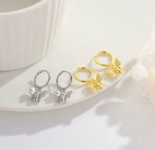 Load image into Gallery viewer, Bee Charm Huggie Earrings in Sterling Silver &amp; Gold-Plated Sterling Silver – Dainty Nature-Inspired Jewelry
