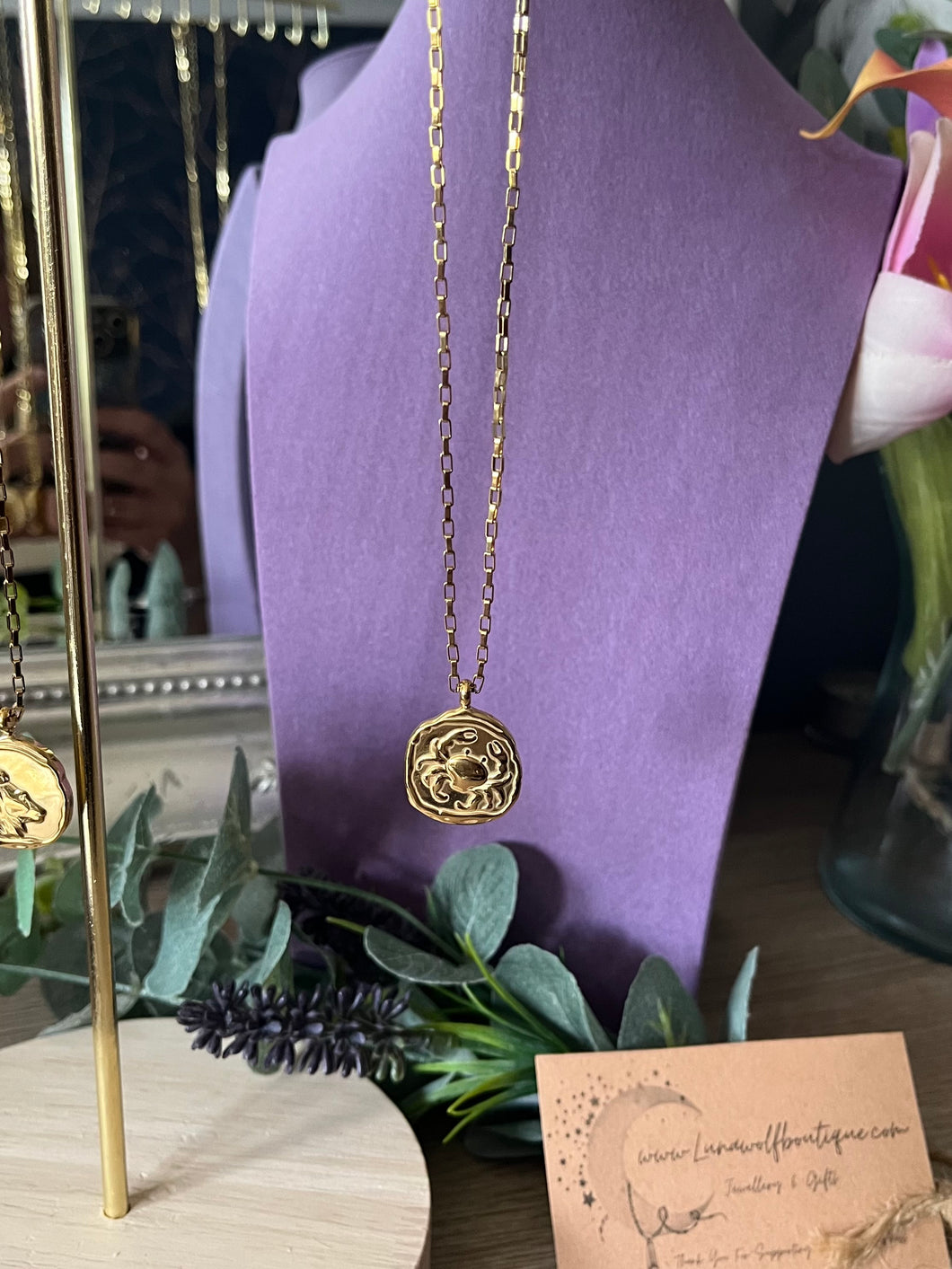 Celestial Zodiac Medallion Necklace – Cancer

Gold Plated Stainless Steel | Waterproof, Adjustable, Hypoallergenic