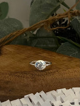Load image into Gallery viewer, North Star Sterling Silver Ring
