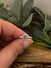 Load image into Gallery viewer, Sterling Silver Abalone Plait Ring
