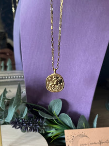 Celestial Zodiac Medallion Necklace – Capricorn

Gold Plated Stainless Steel | Waterproof, Adjustable, Hypoallergenic
