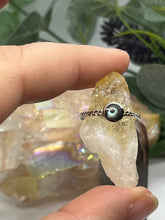 Load image into Gallery viewer, Sterling Silver with Circular Abalone Ring
