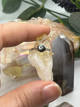 Load image into Gallery viewer, Sterling Silver with Circular Abalone Ring
