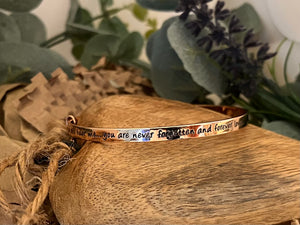 Lisa Angel Meaningful Words ‘Never Forgotten’ Bangle Rose Gold