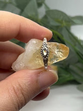 Load and play video in Gallery viewer, Sterling Silver Eye Ring with Abalone Shell decoration
